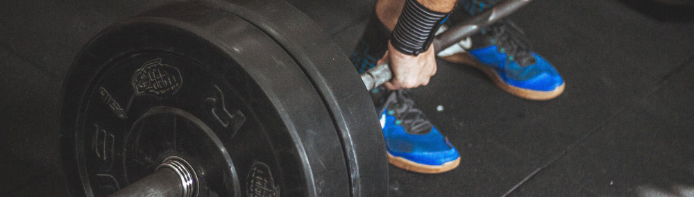 Pratiquant de crossfit à l'entrainement